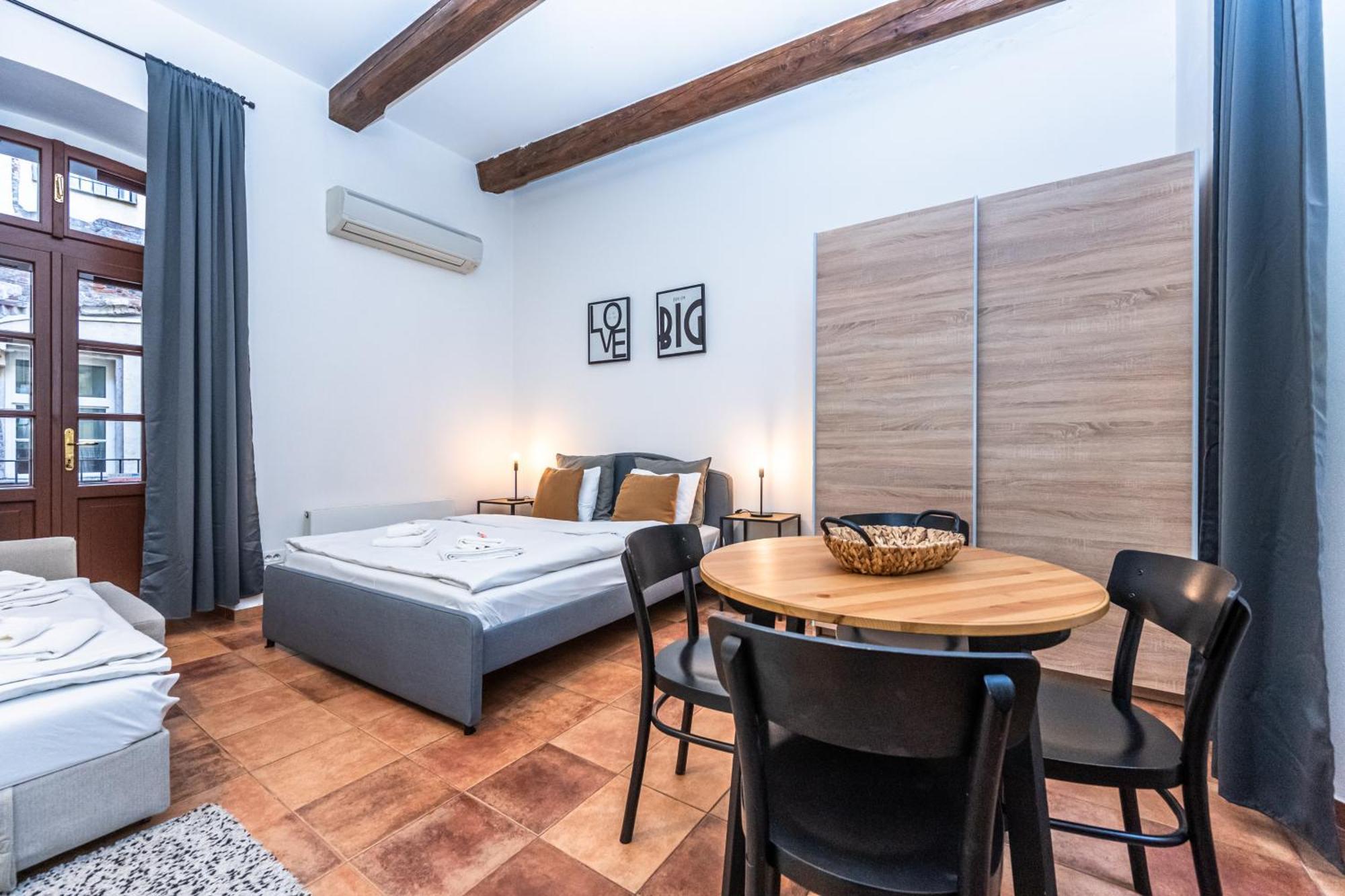 Apartament Charles In Old Town Praga